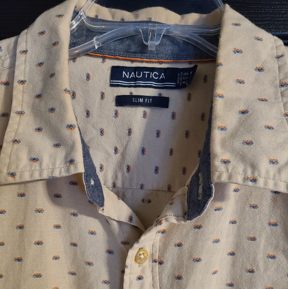 Nautica size XL tan dress shirt 👔 - Picture 4 of 11